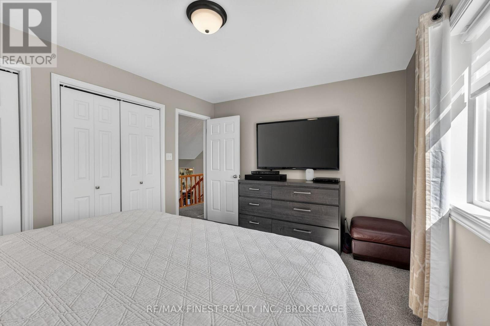 3 MARY AVENUE - 15