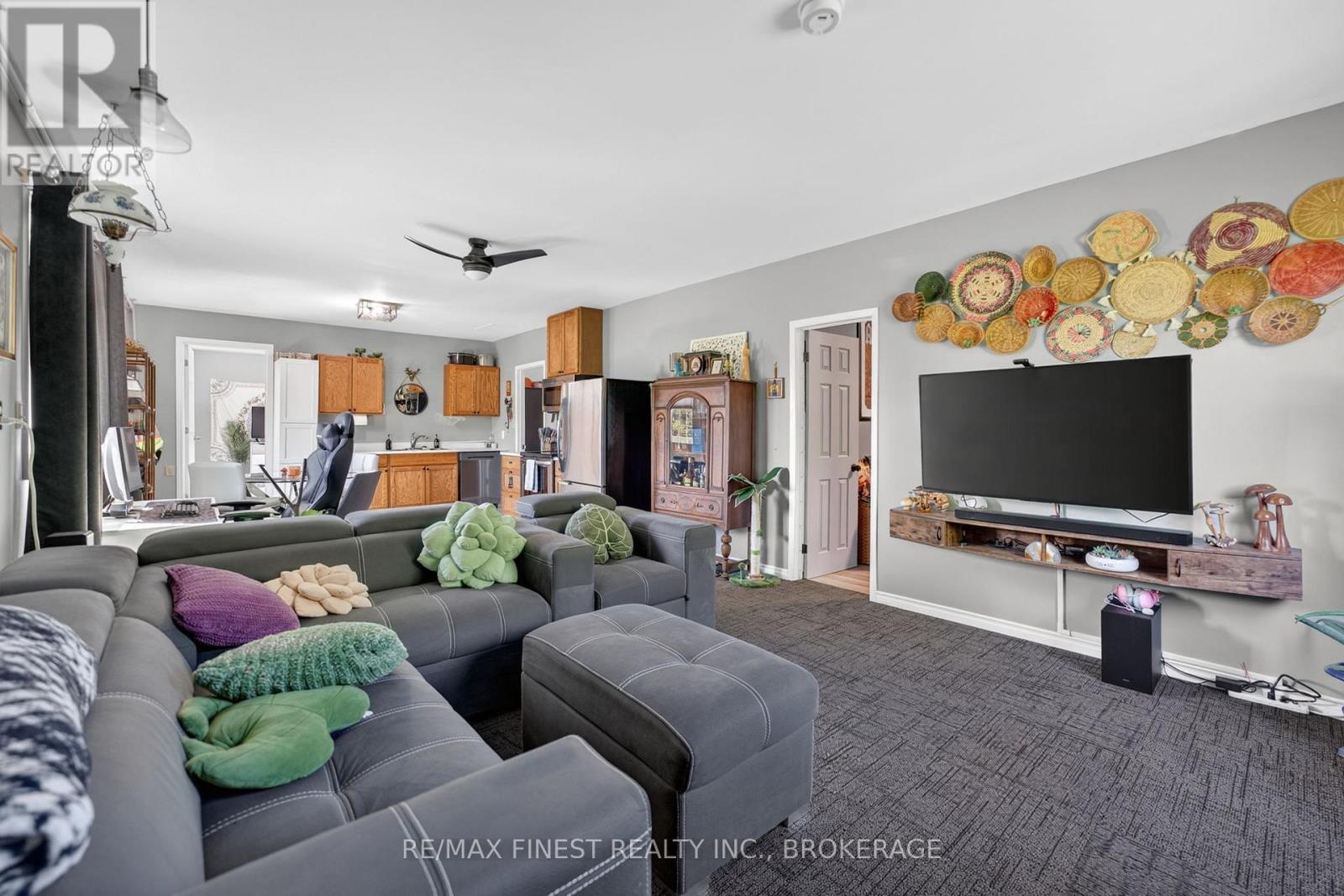 3 MARY AVENUE - 26