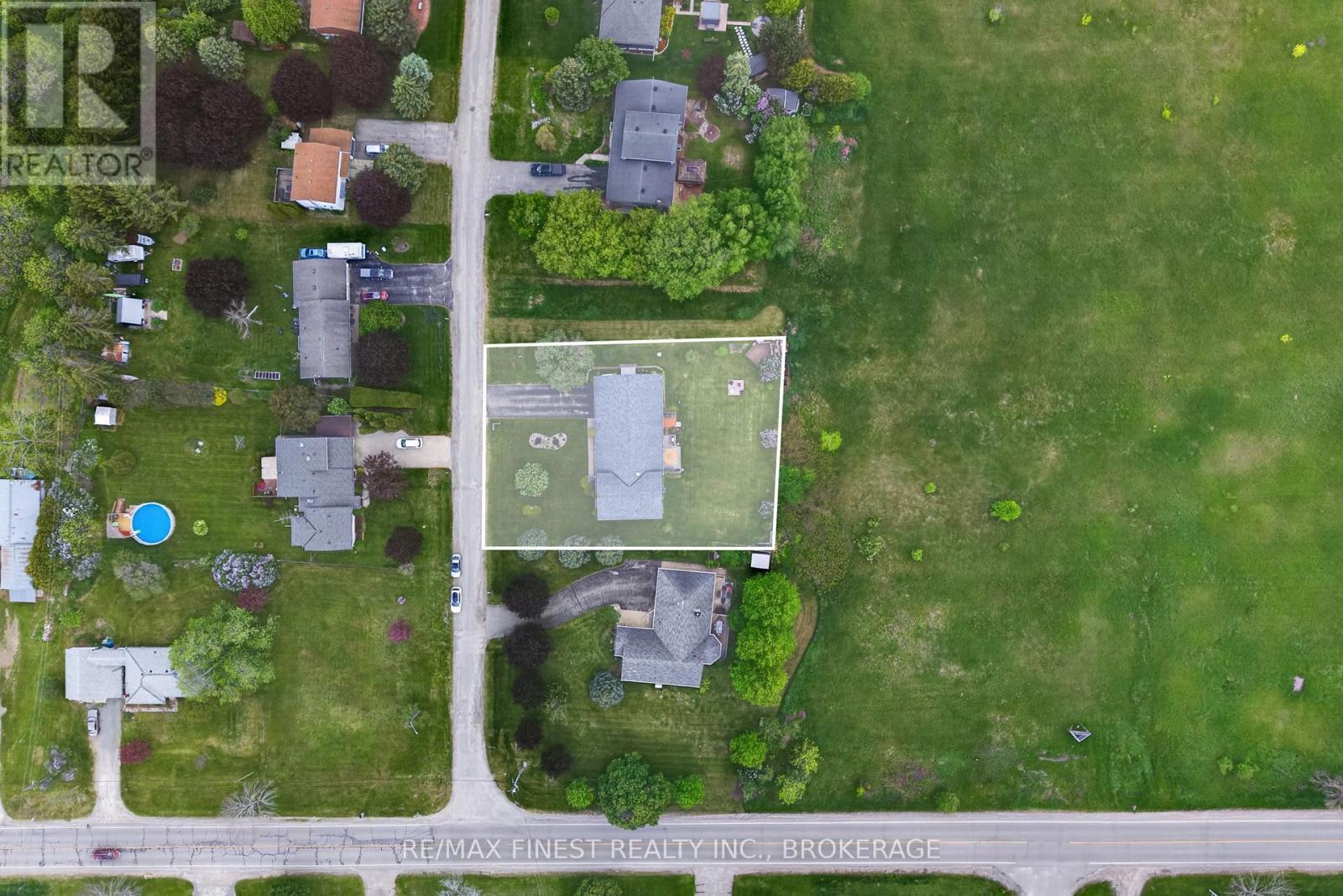 3 MARY AVENUE - 48