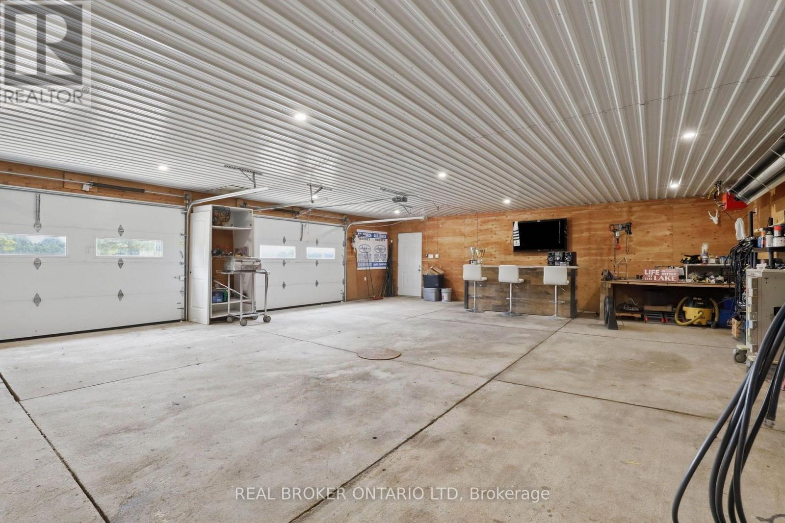 25515 COLDSTREAM ROAD - Image 47