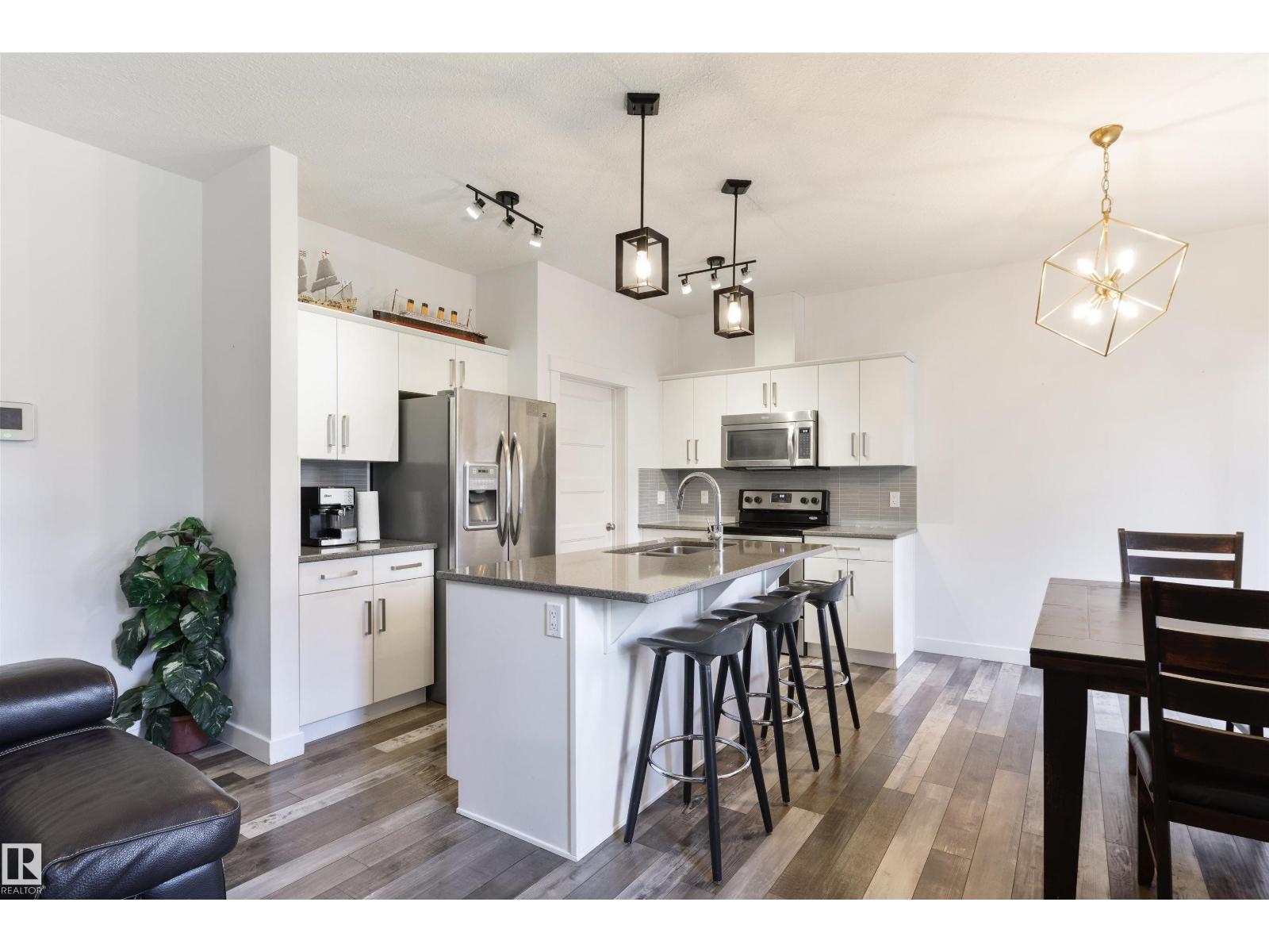 34 HAZELWOOD LN - 1