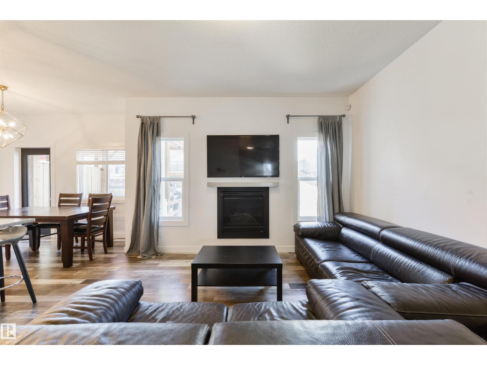 34 HAZELWOOD LN - 6
