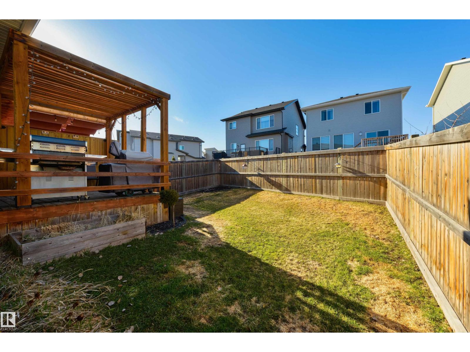 34 HAZELWOOD LN - 37