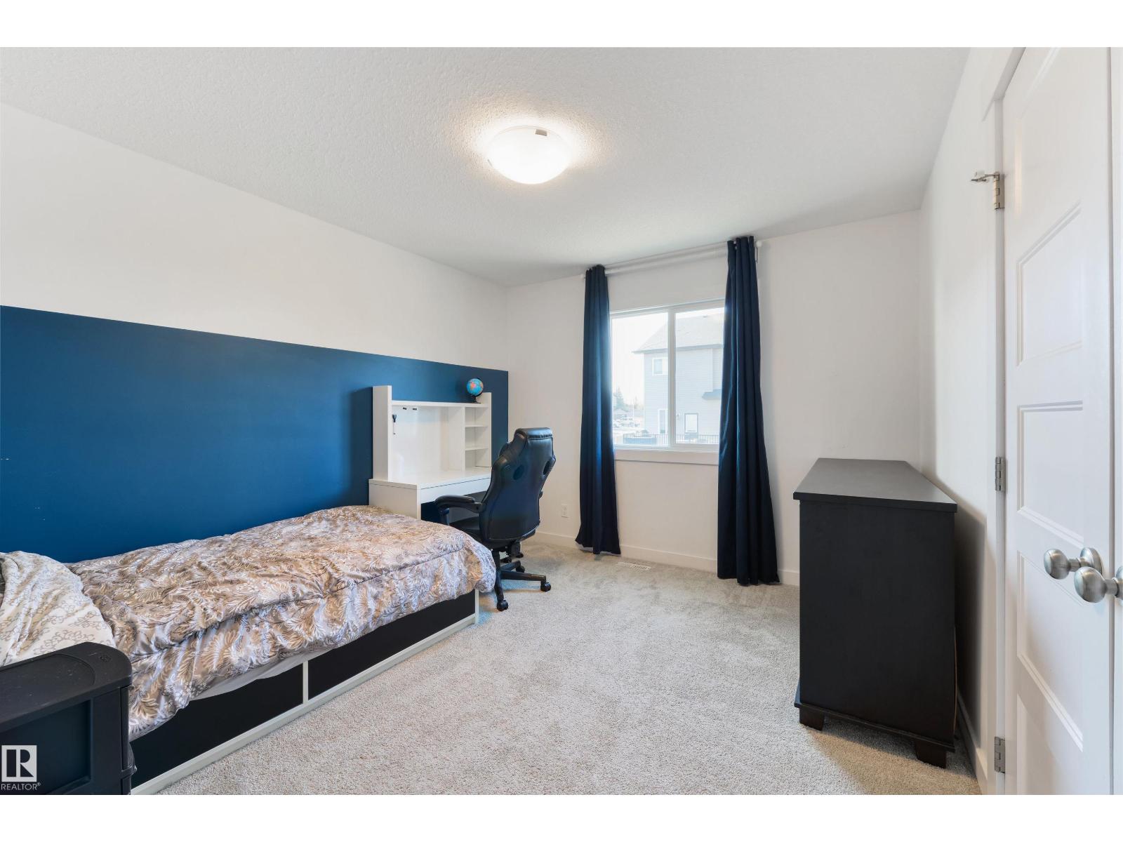 34 HAZELWOOD LN - 22