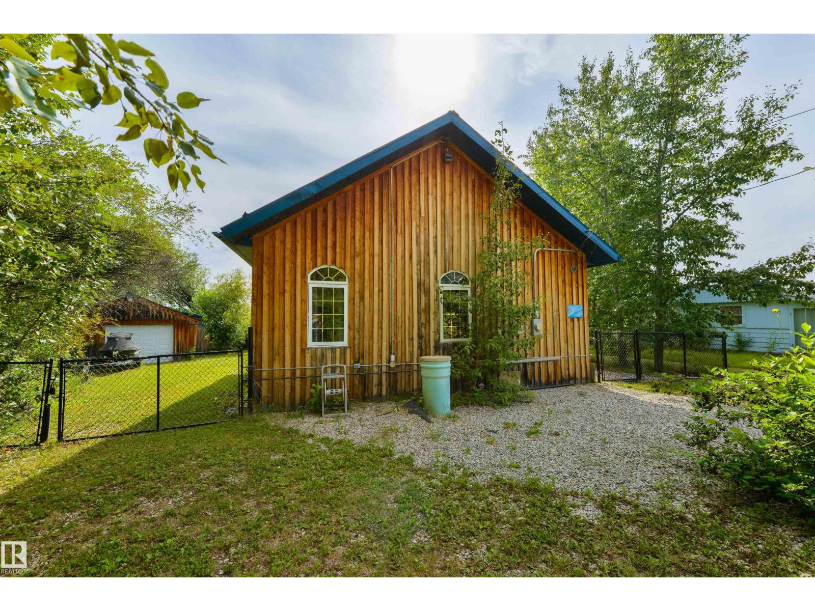 113 BAYVIEW DR - 32