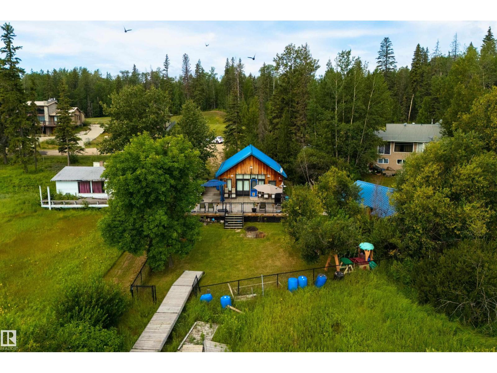 113 BAYVIEW DR - 47
