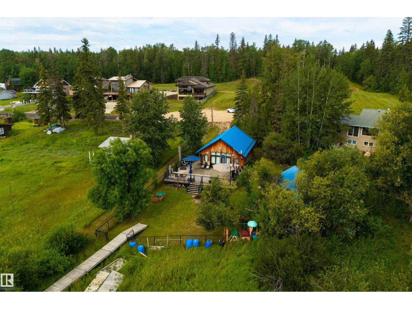 113 BAYVIEW DR - 46