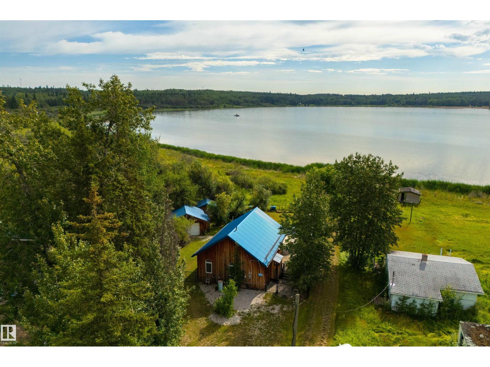 113 BAYVIEW DR - 2