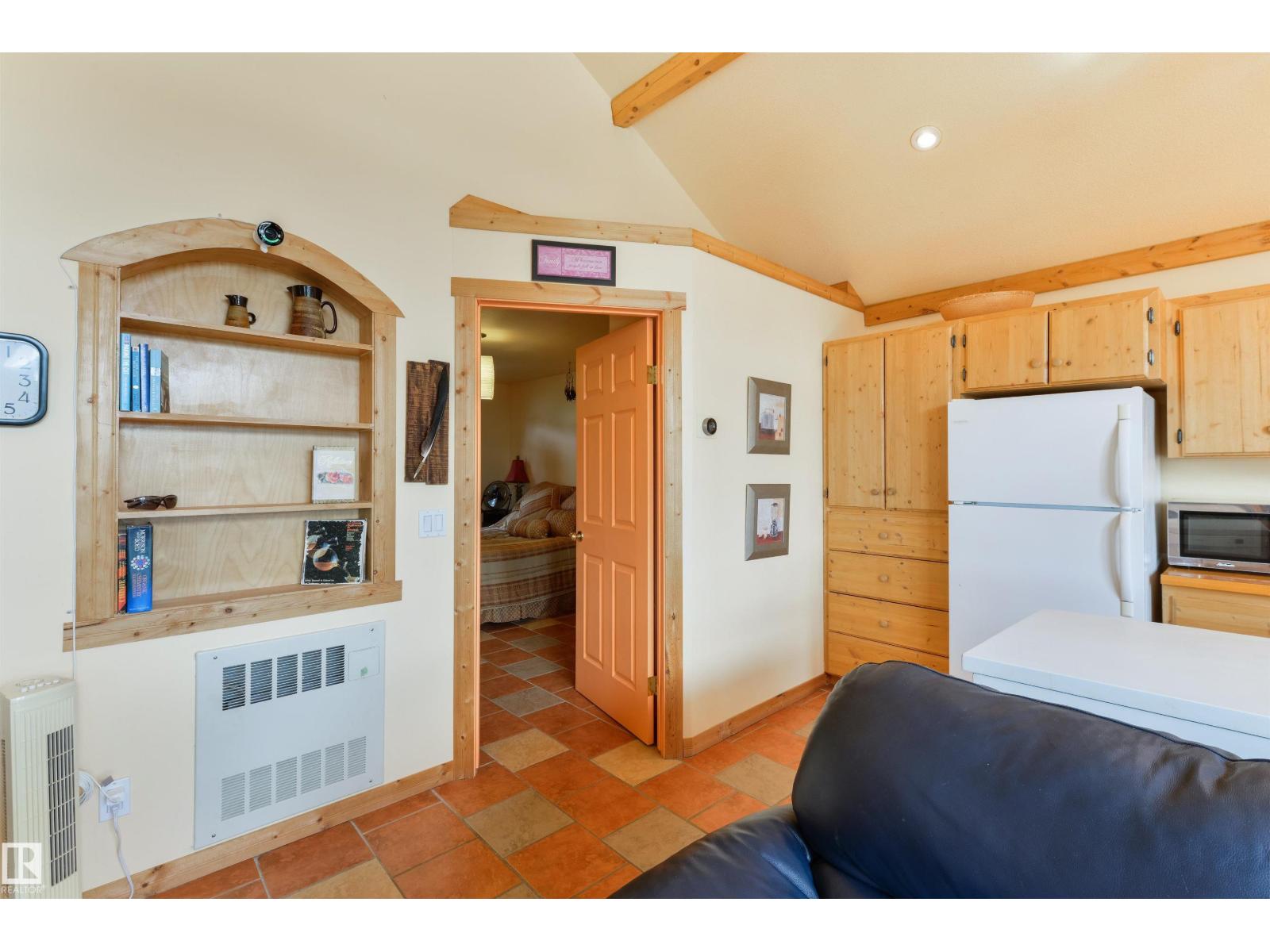 113 BAYVIEW DR - 15