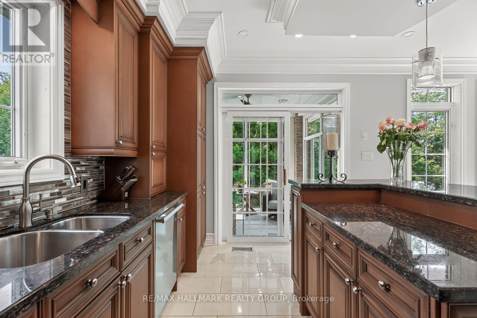 1954 LOBELIA WAY, Ottawa. Luxury613. By Peter Sagos - Image 19