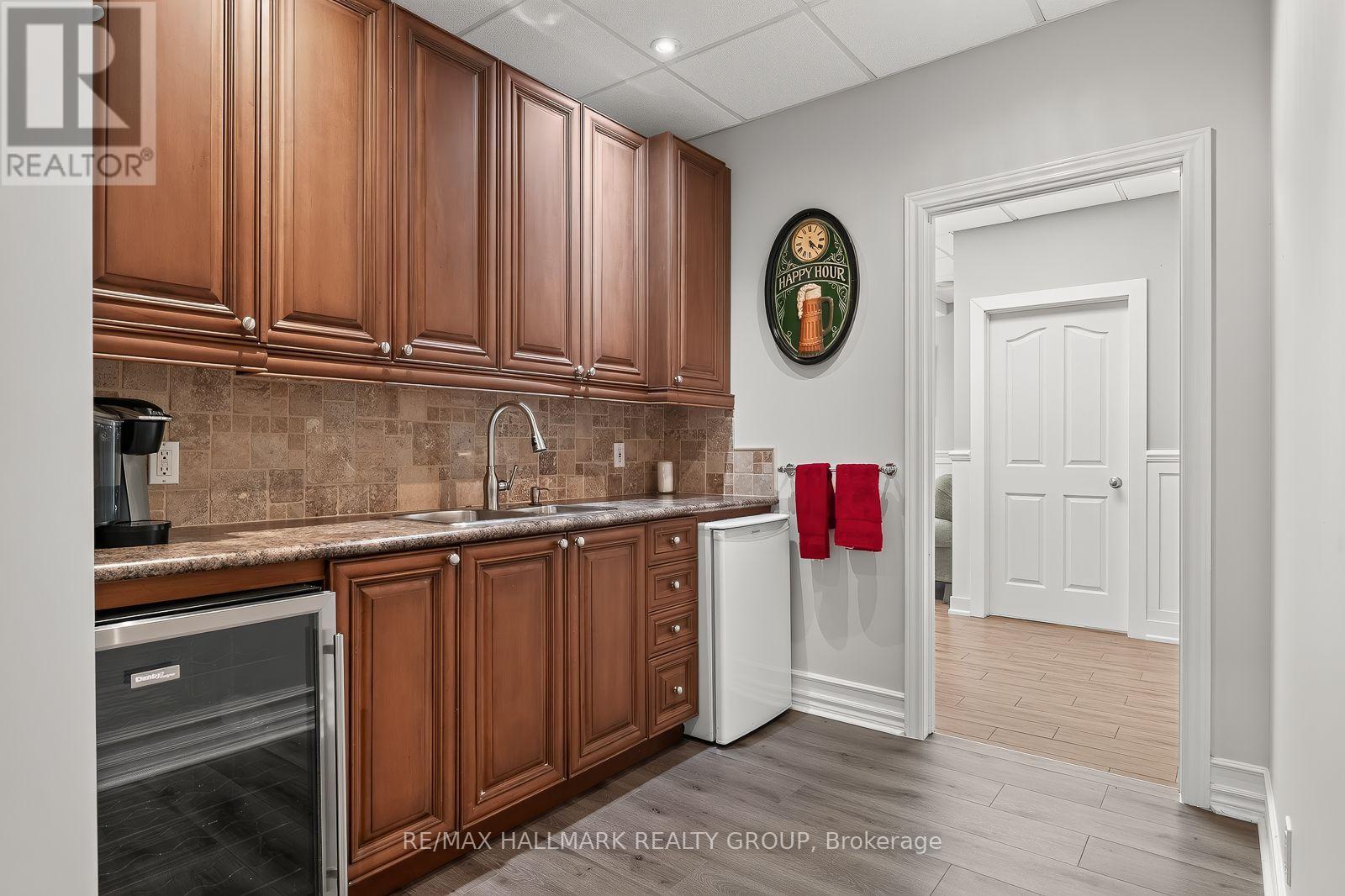 1954 LOBELIA WAY, Ottawa. Luxury613. By Peter Sagos - Image 37