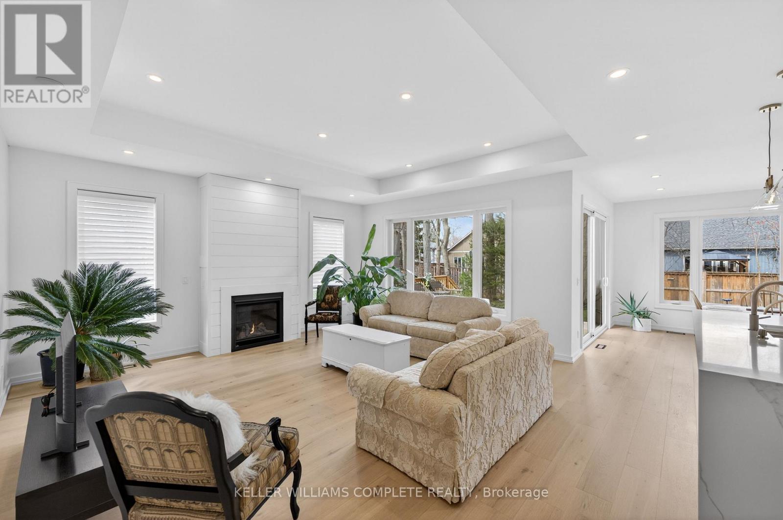 3310 BETHUNE AVENUE - 16