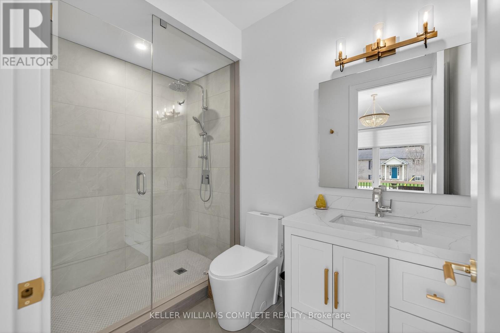 3310 BETHUNE AVENUE - 23