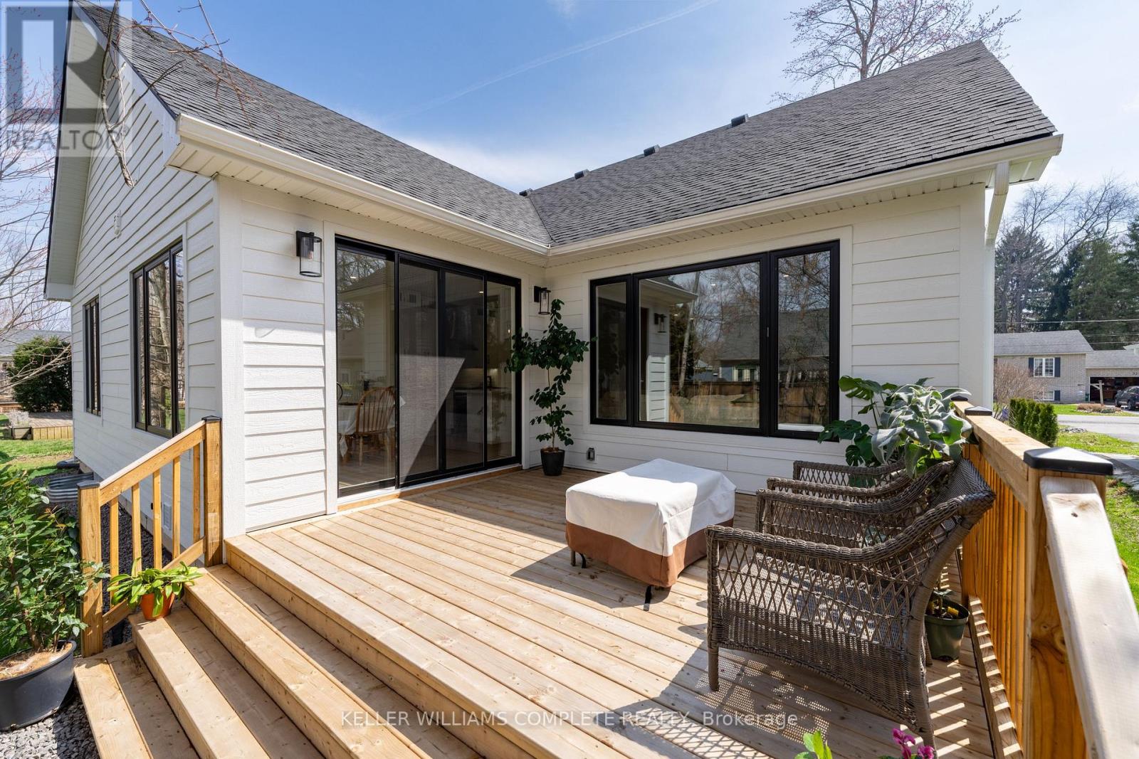 3310 BETHUNE AVENUE - 39