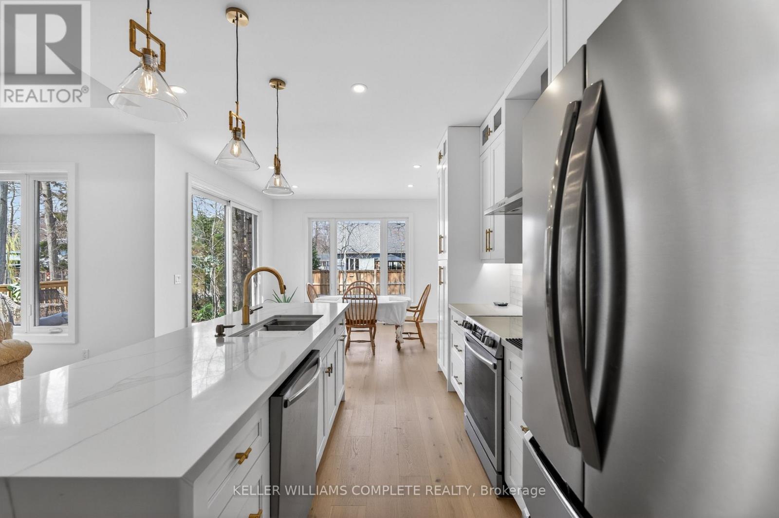 3310 BETHUNE AVENUE - 9