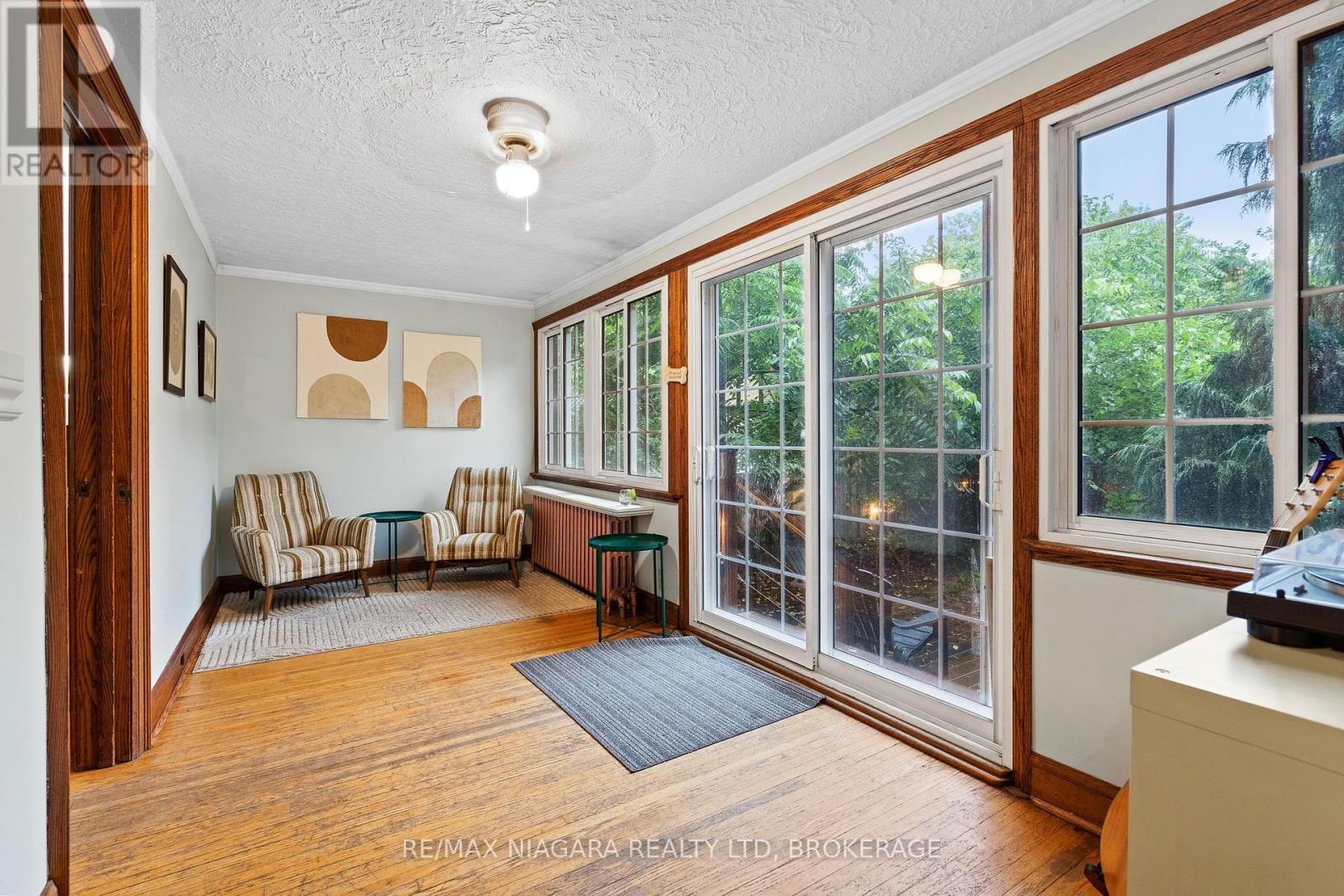 55 MAPLE STREET - 14