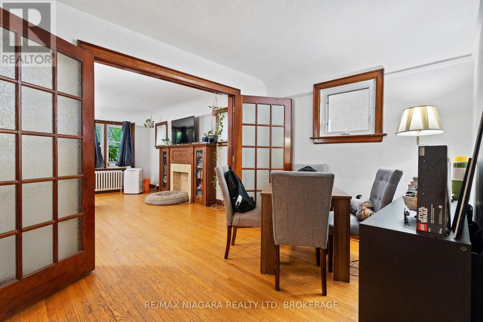 55 MAPLE STREET - 16