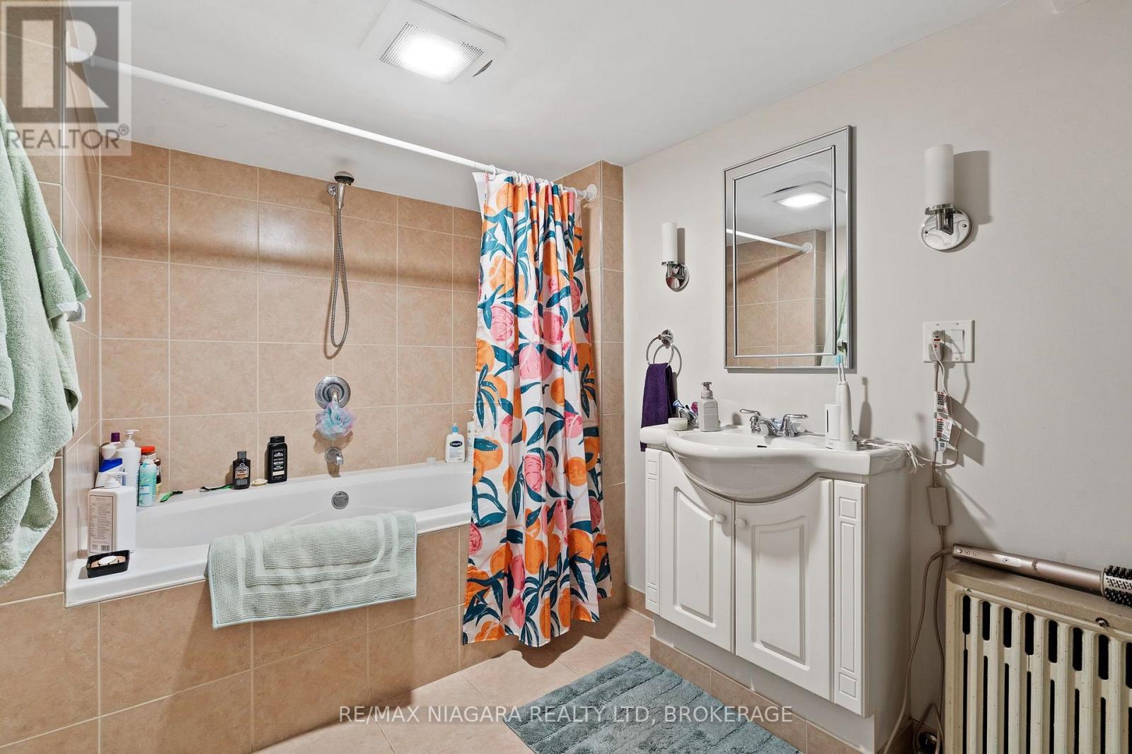55 MAPLE STREET - 23