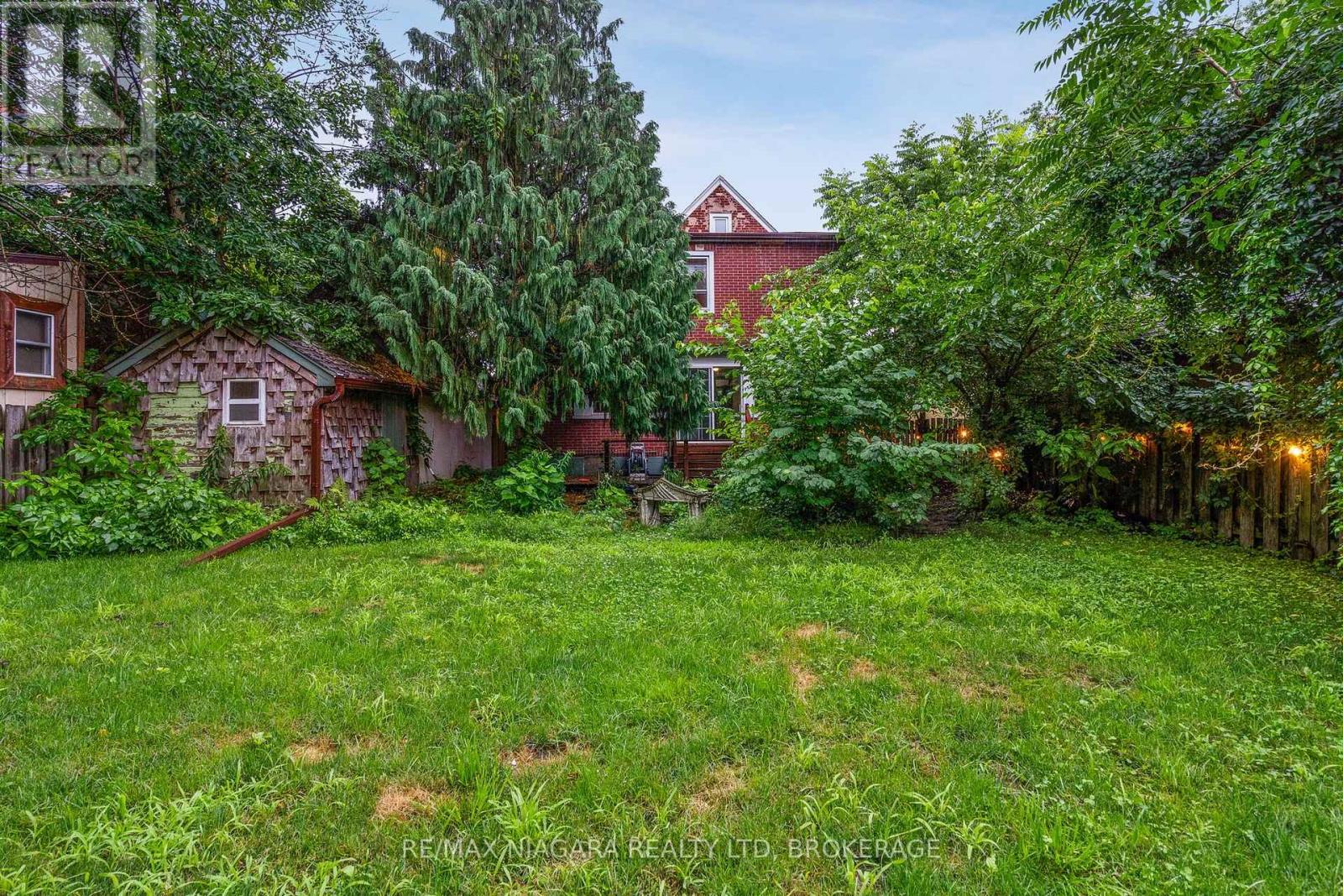 55 MAPLE STREET - 29