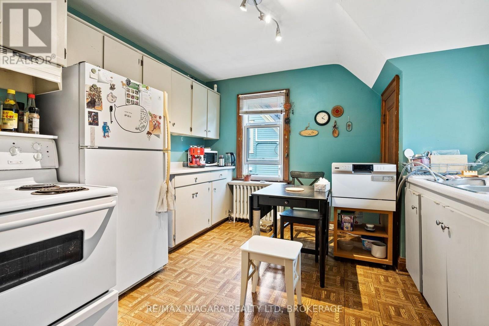 55 MAPLE STREET - 8
