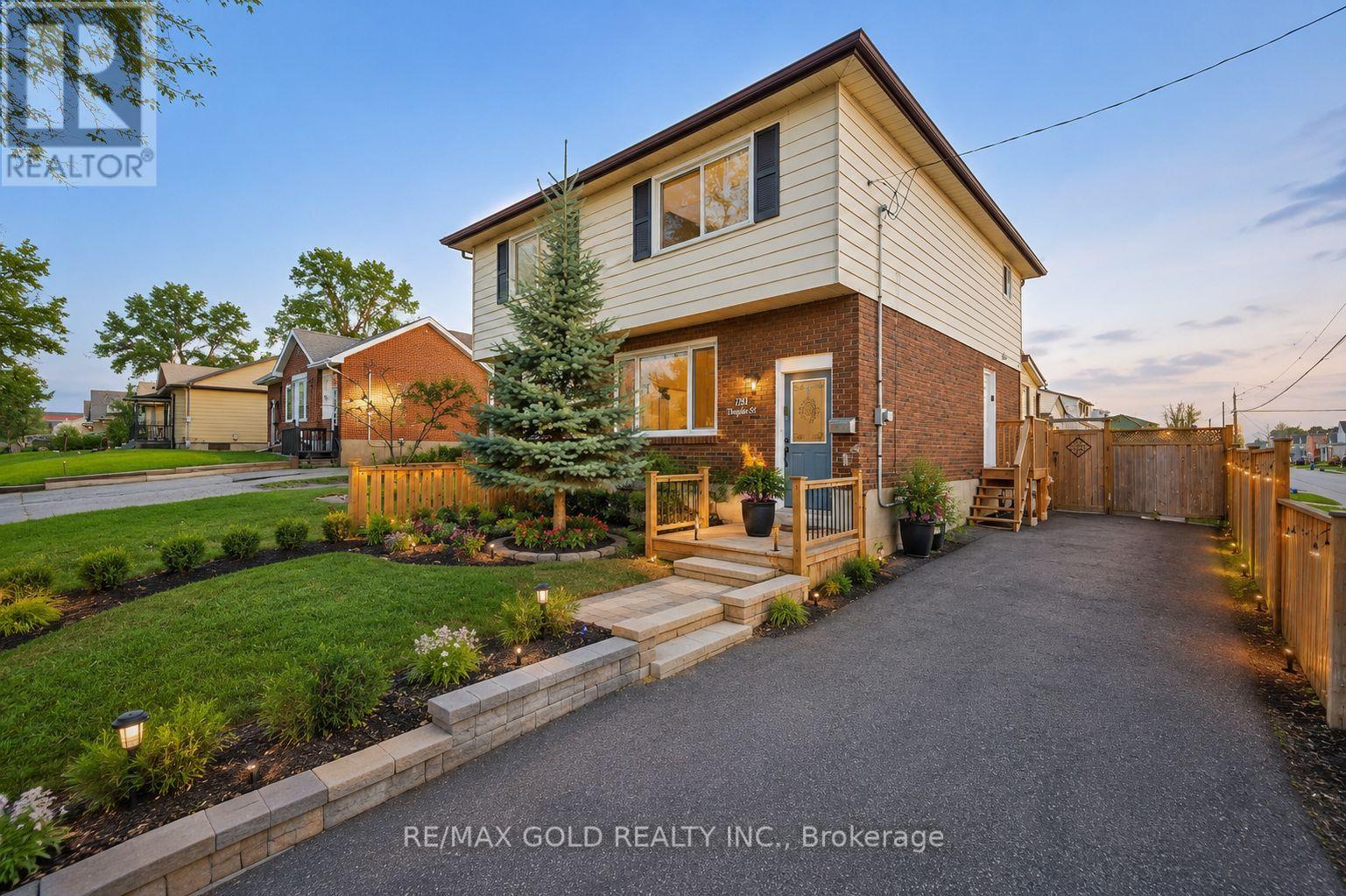 784 DOUGLAS STREET - 1