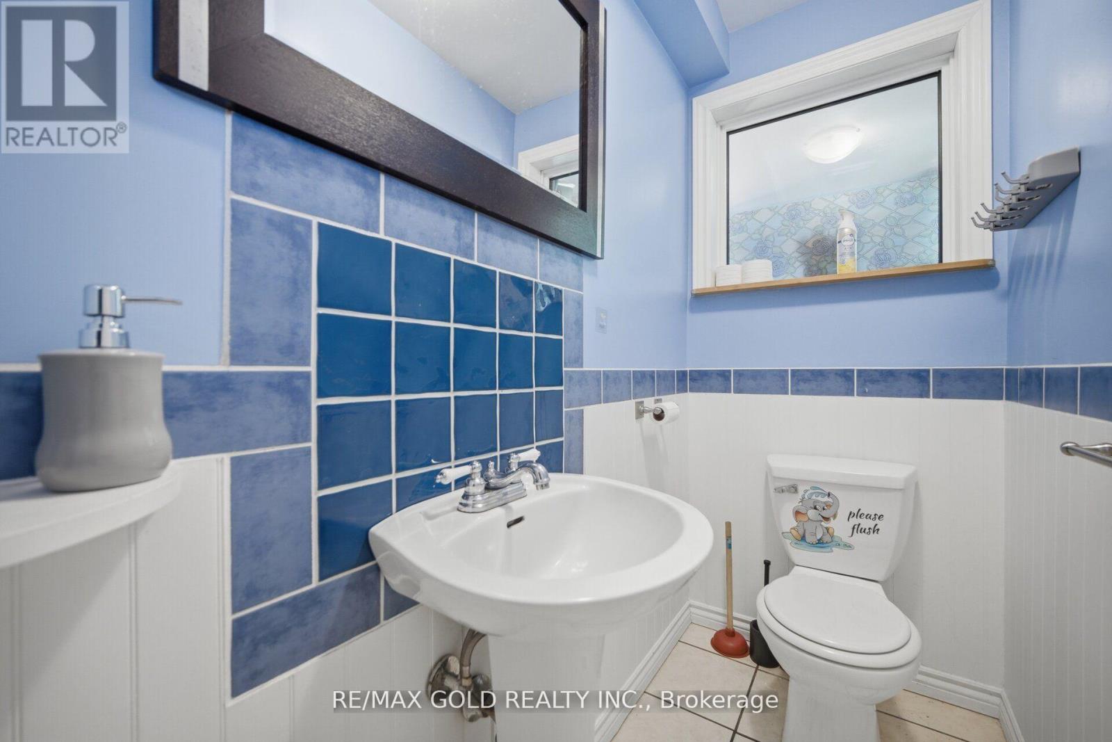 784 DOUGLAS STREET - 12