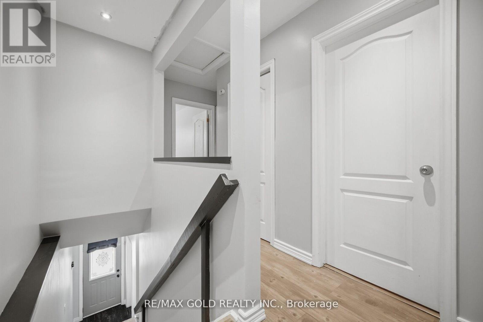 784 DOUGLAS STREET - 15
