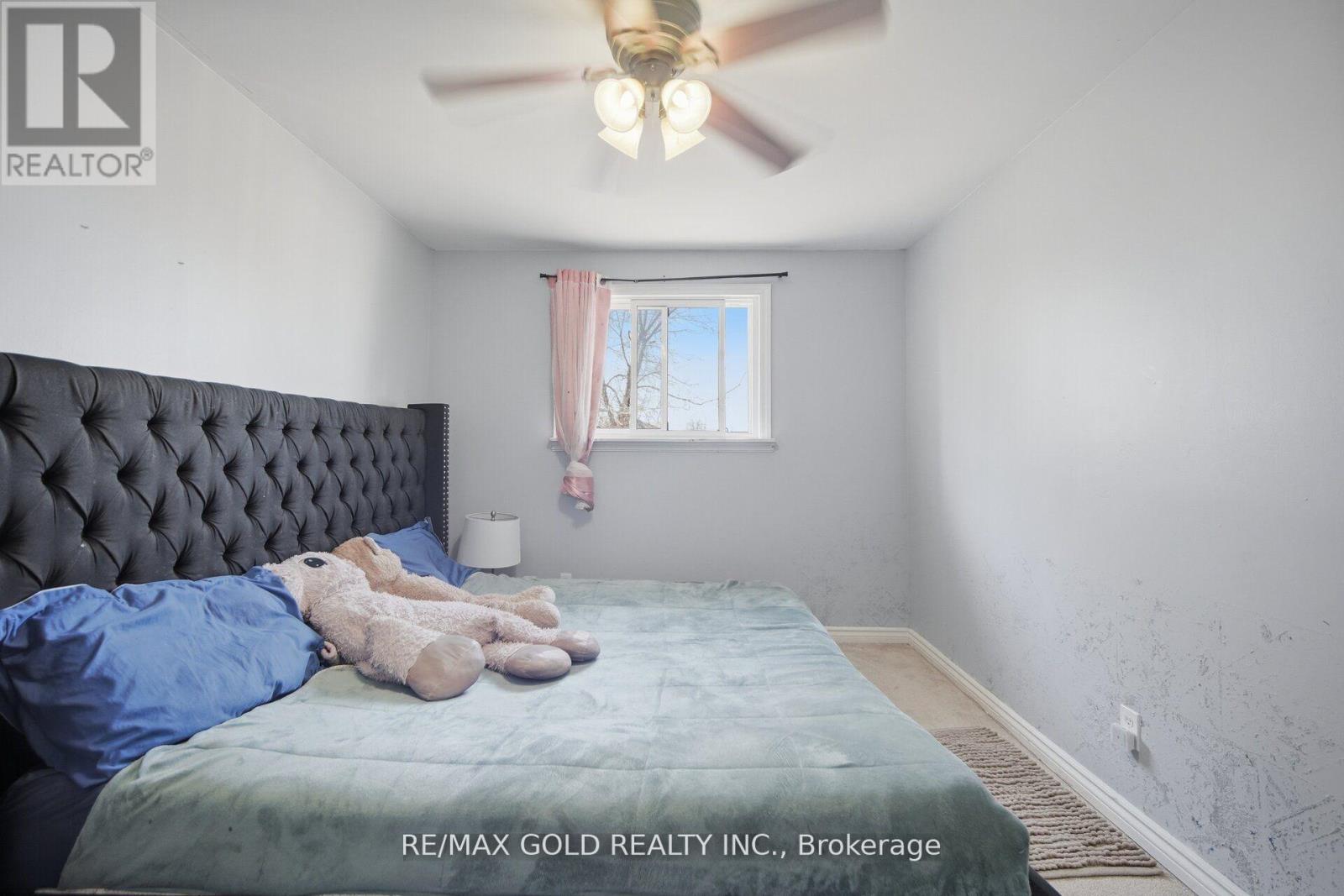 784 DOUGLAS STREET - 18