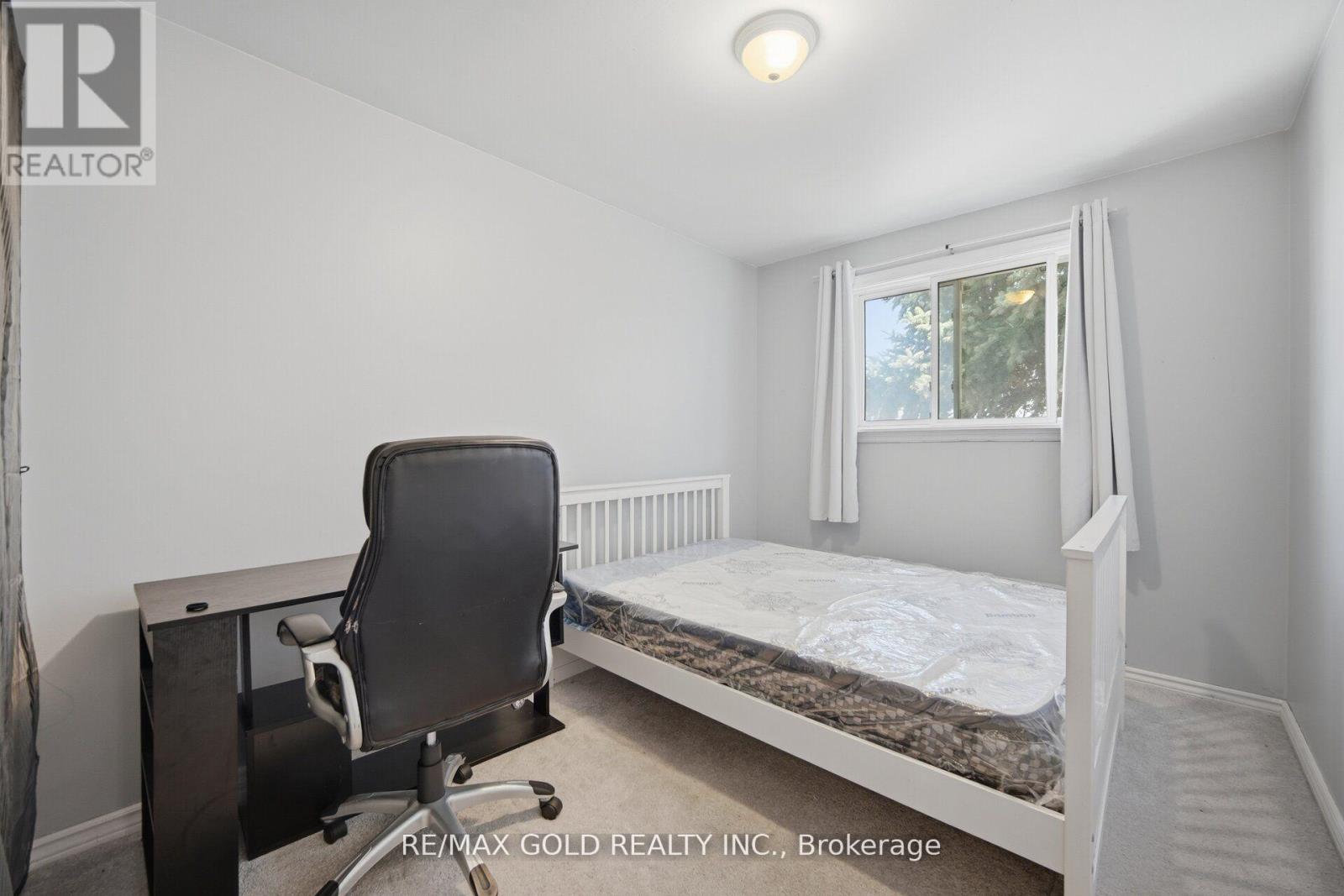 784 DOUGLAS STREET - 21