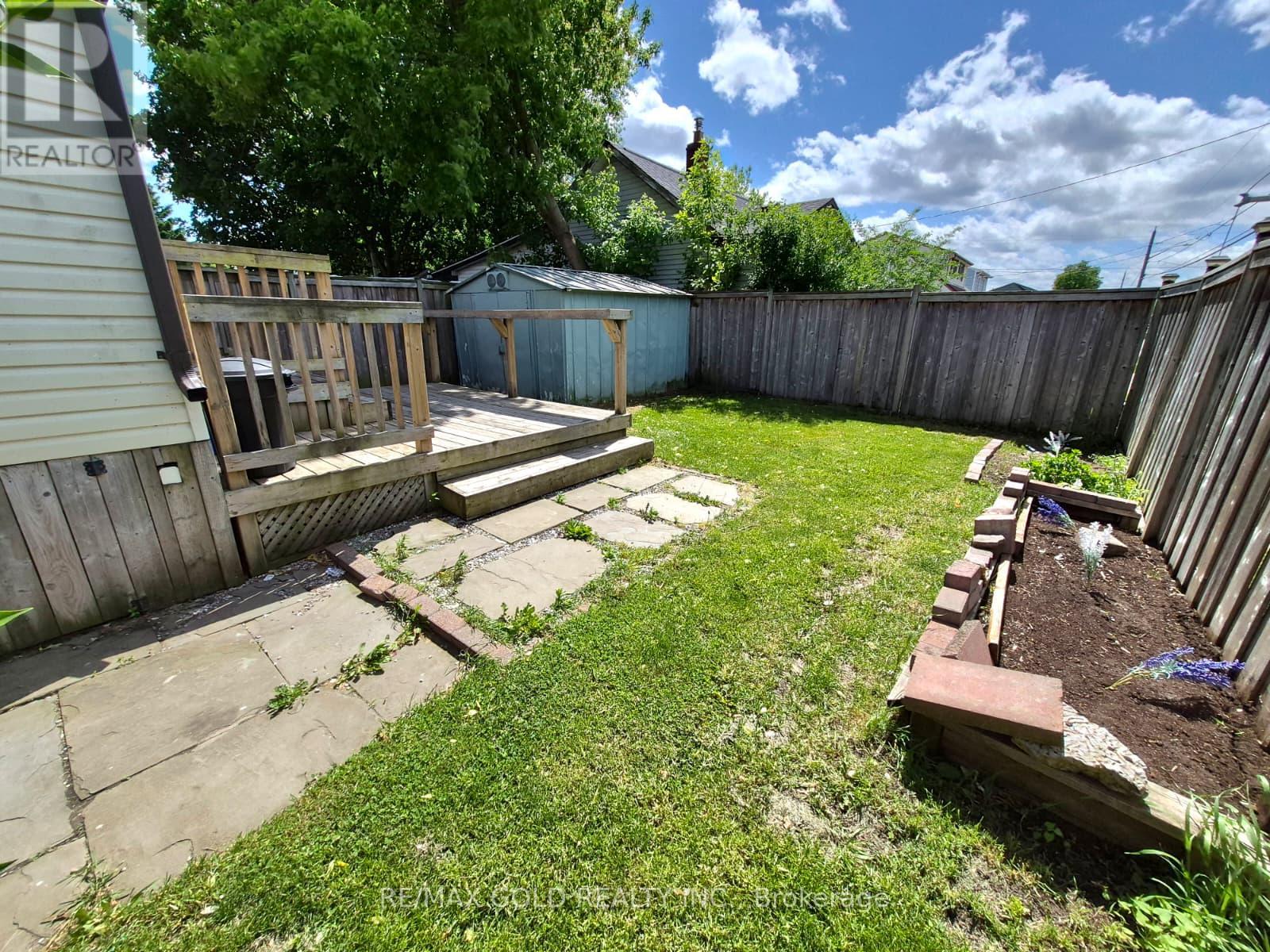 784 DOUGLAS STREET - 39