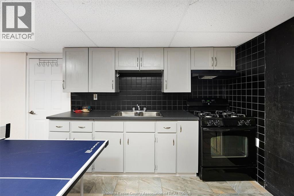 1170 GARDEN COURT DRIVE - 28