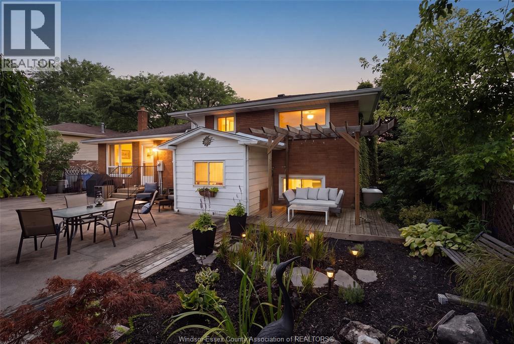 1170 GARDEN COURT DRIVE - 33