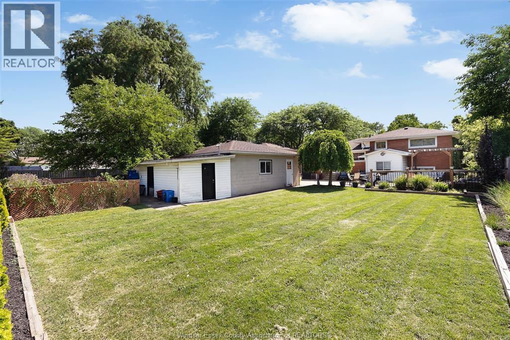 1170 GARDEN COURT DRIVE - 35