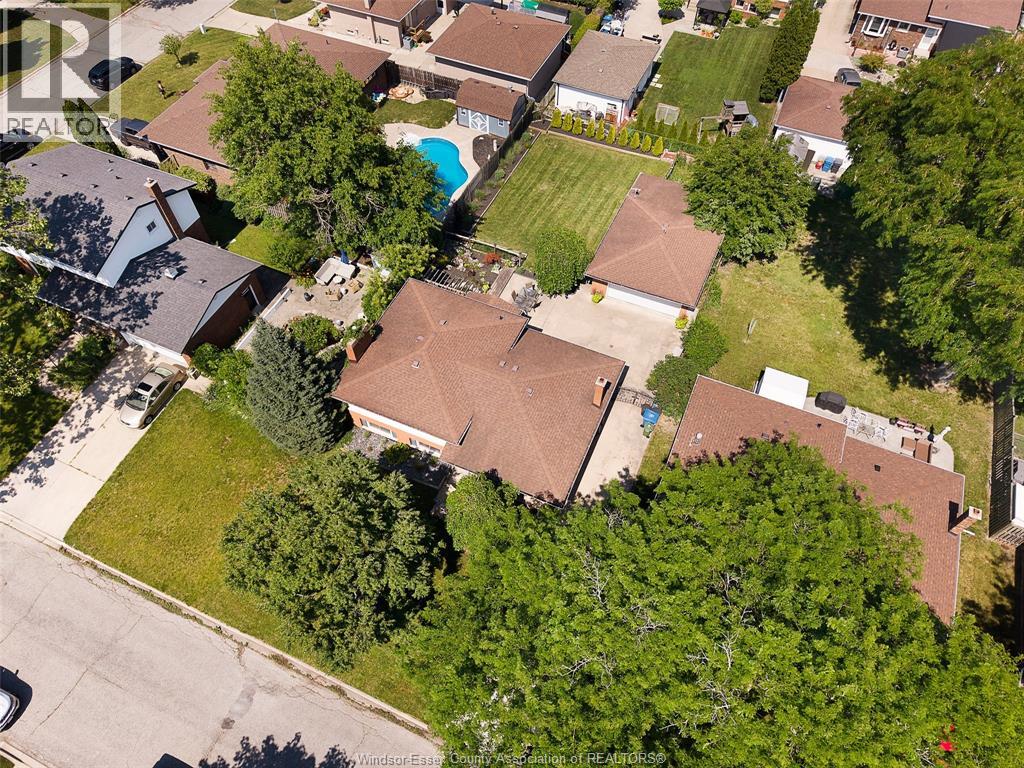 1170 GARDEN COURT DRIVE - 37