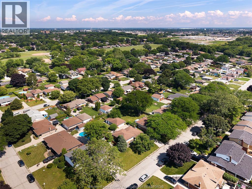 1170 GARDEN COURT DRIVE - 39