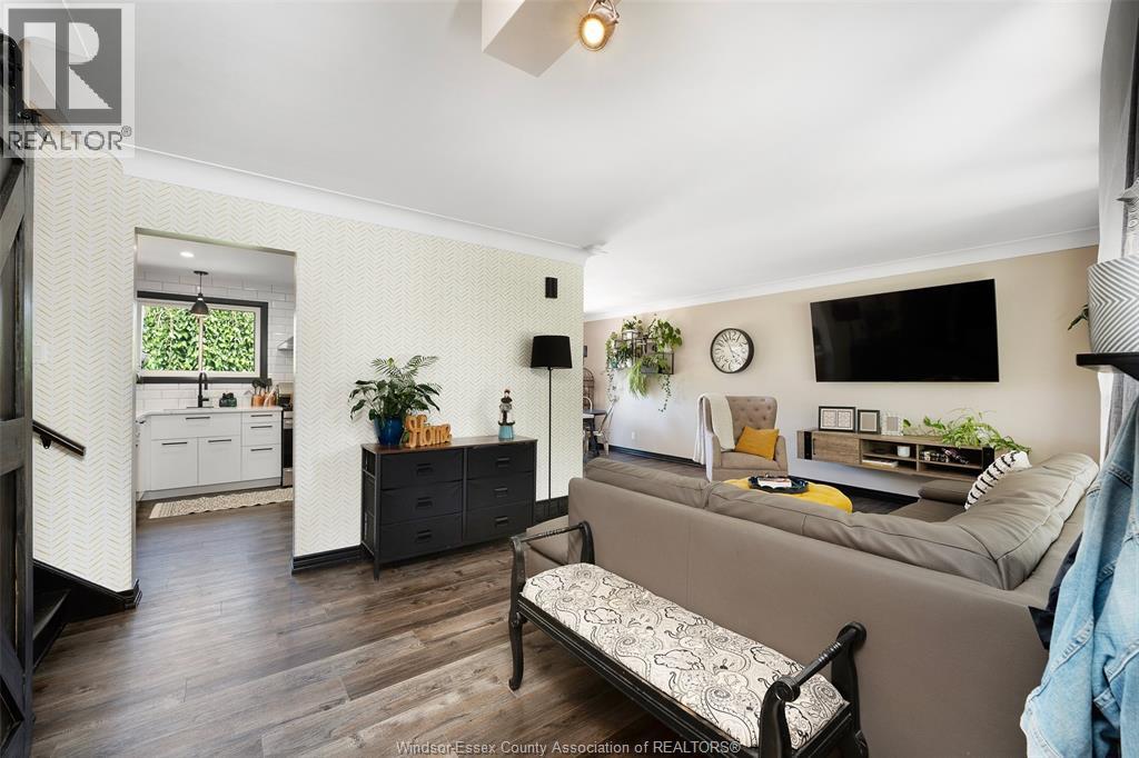 1170 GARDEN COURT DRIVE - 5