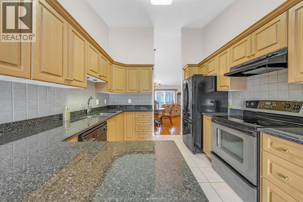 1431 Blue Heron DRIVE - 18
