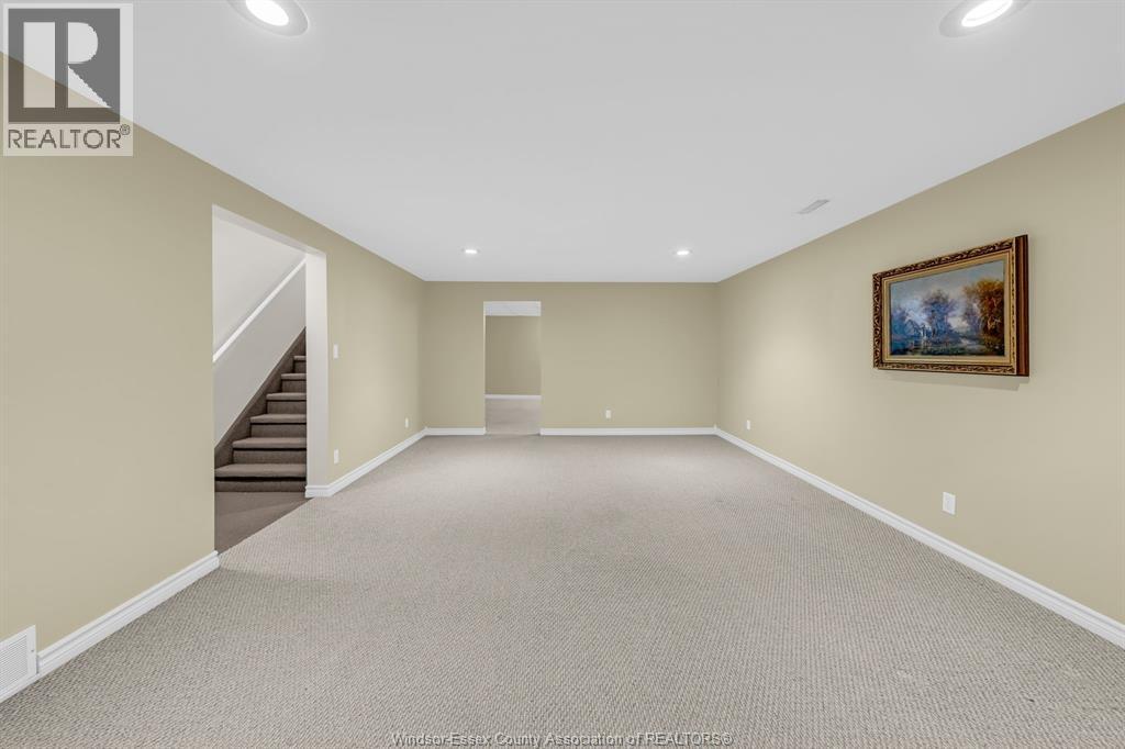 1431 Blue Heron DRIVE - 38
