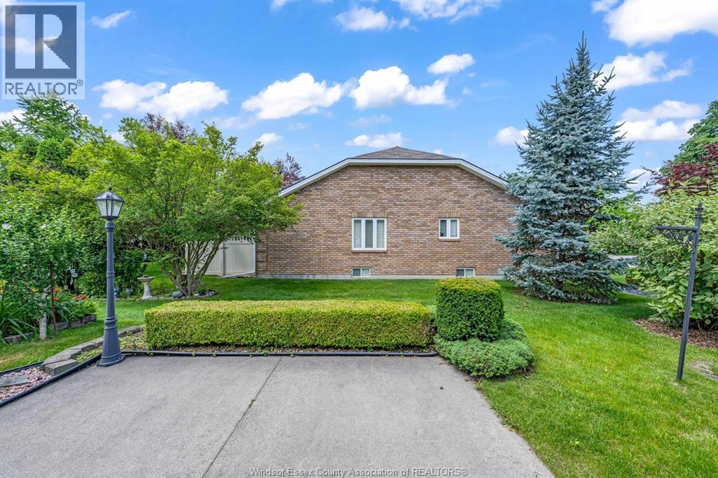 1431 Blue Heron DRIVE - 45