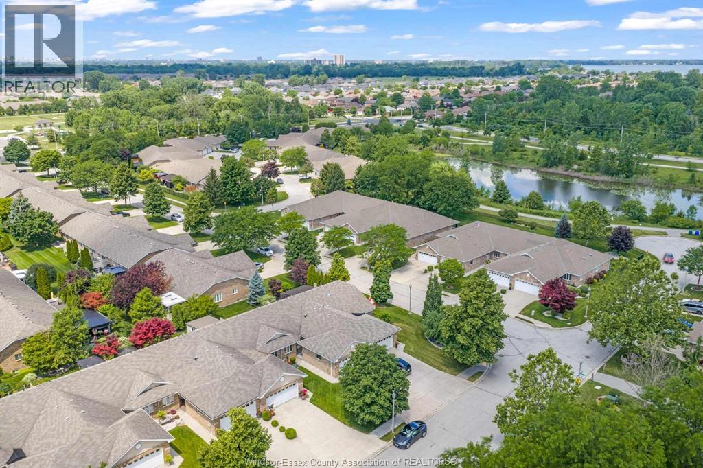 1431 Blue Heron DRIVE - 47