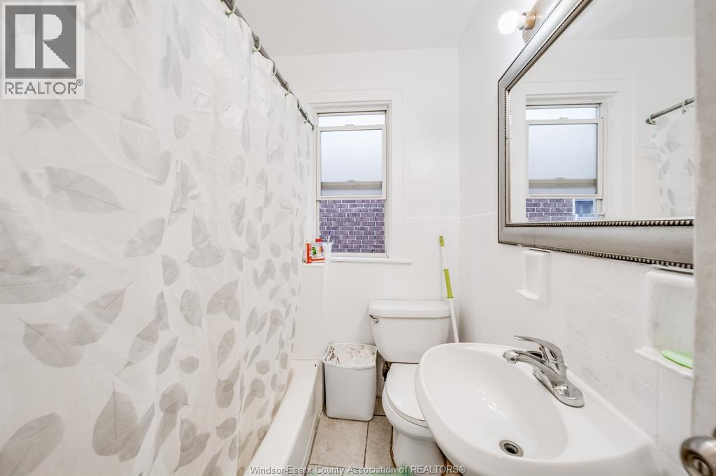 631 RANKIN AVENUE - 14