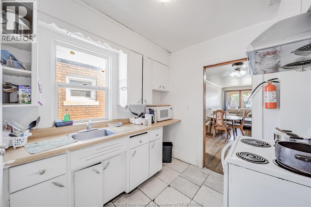 631 RANKIN AVENUE - 20