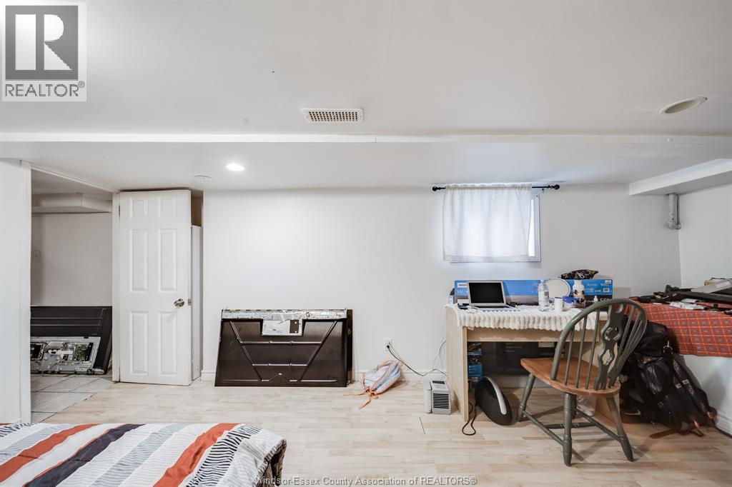 631 RANKIN AVENUE - 23