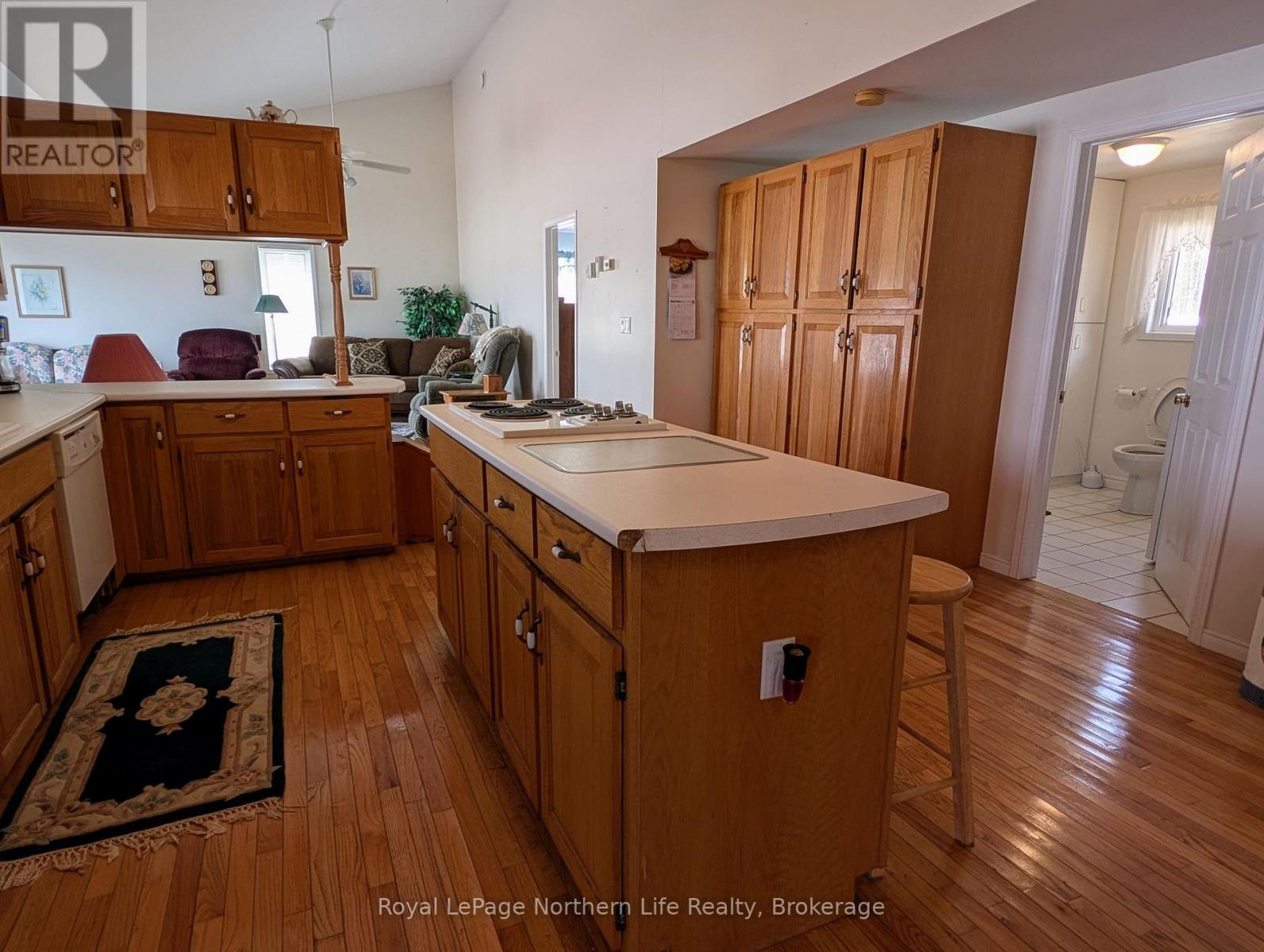 501182 BERRY ROAD - Image 14