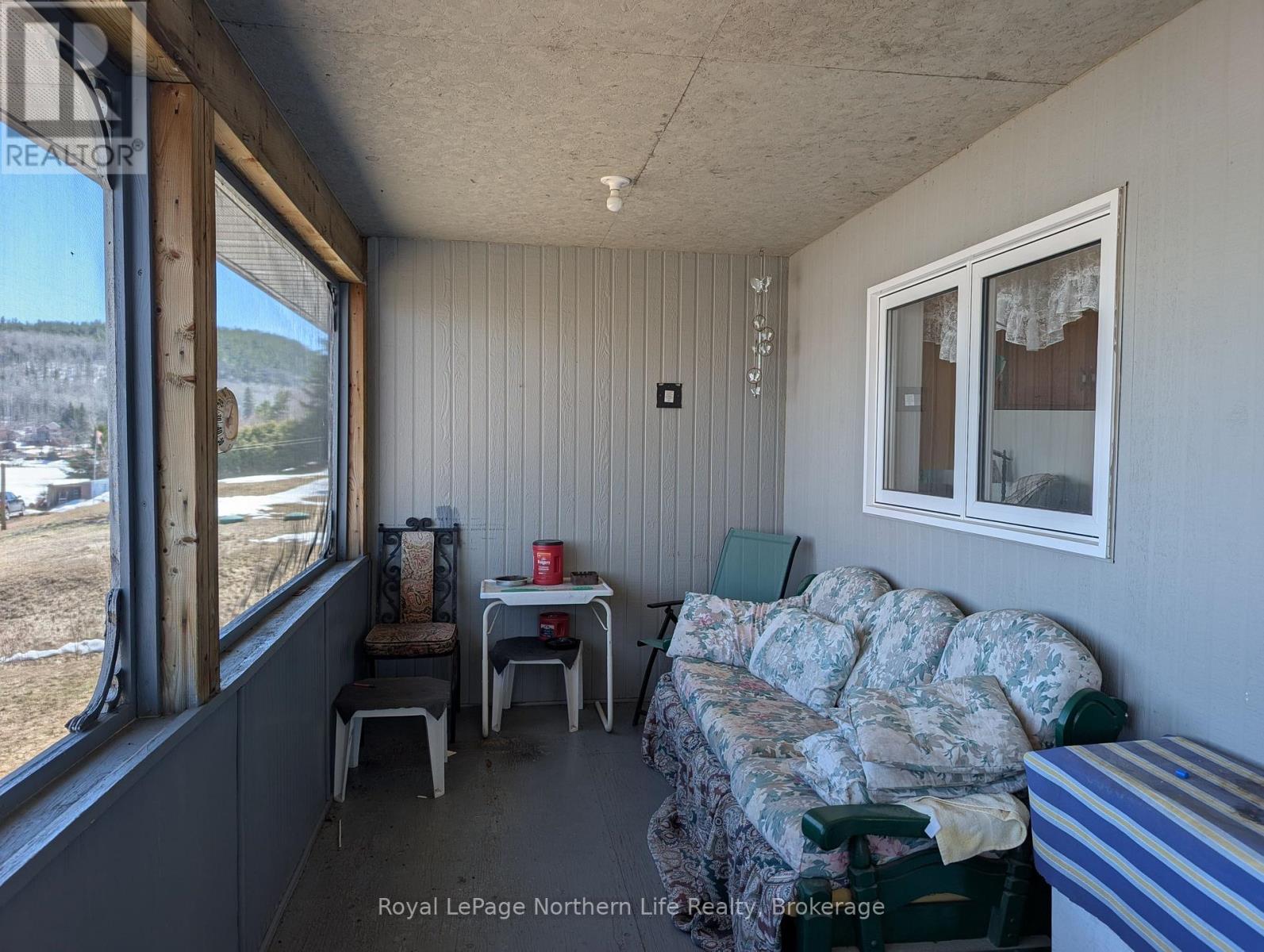 501182 BERRY ROAD - Image 16