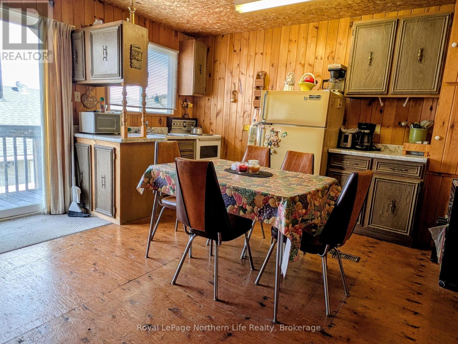 501182 BERRY ROAD - Image 25