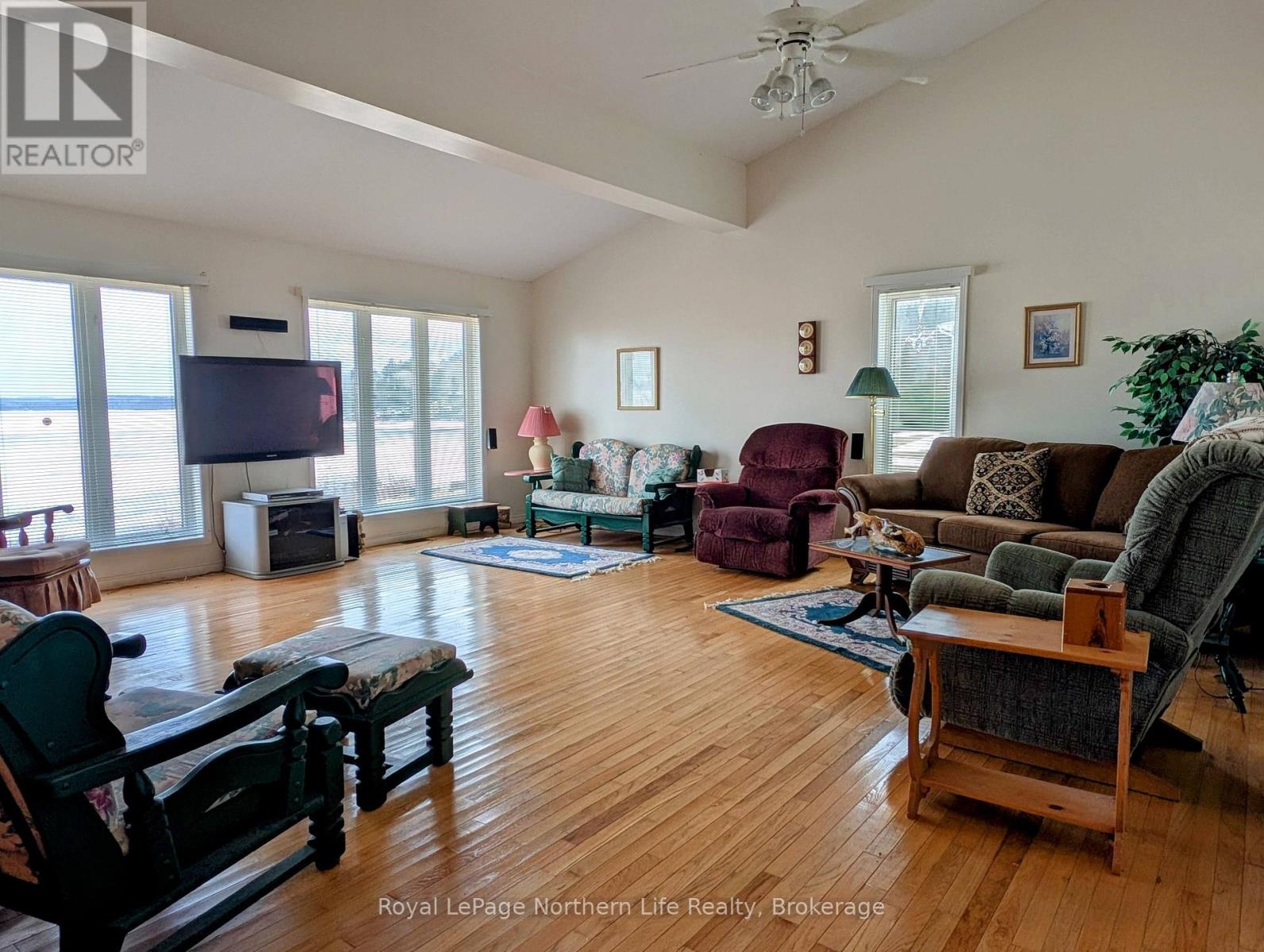 501182 BERRY ROAD - 9
