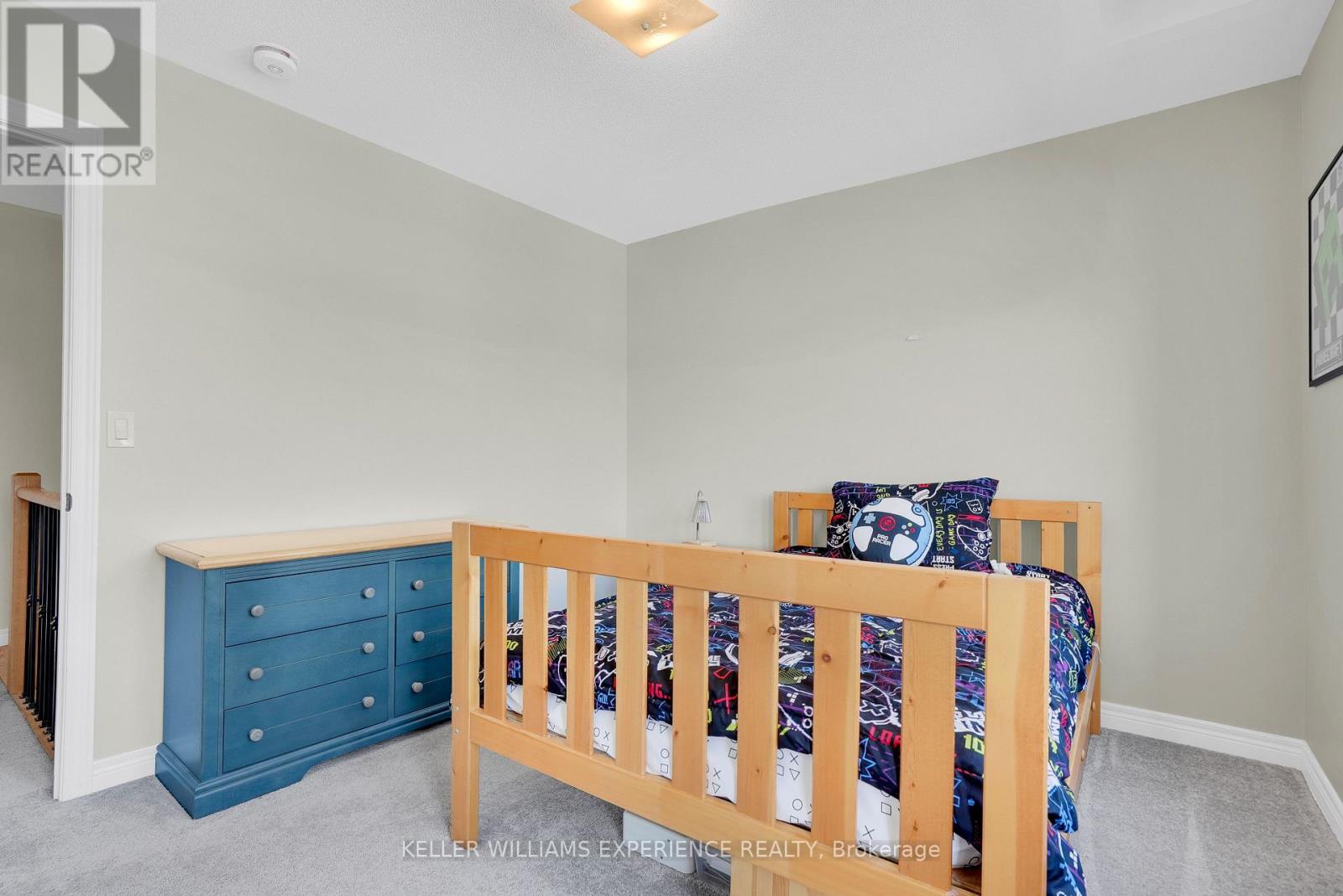 1329 DAVIS LOOP - 24