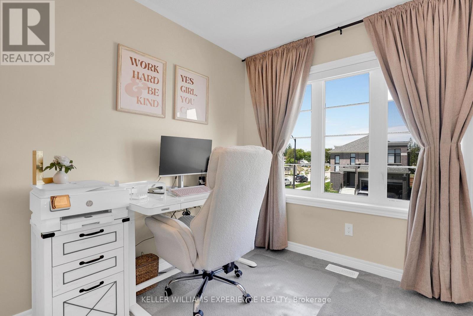 1329 DAVIS LOOP - 25