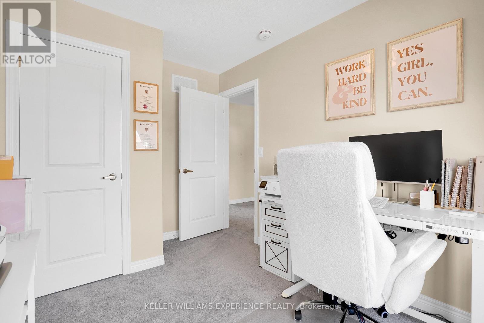 1329 DAVIS LOOP - 26